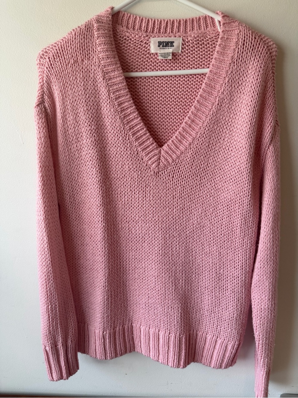 Victoria’s Secret Pink V Neck Cable Knit Pink Sweater XS